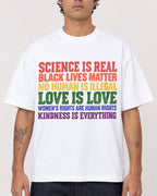 Mockup Boxy Heavyweight Tee White male close-up 06