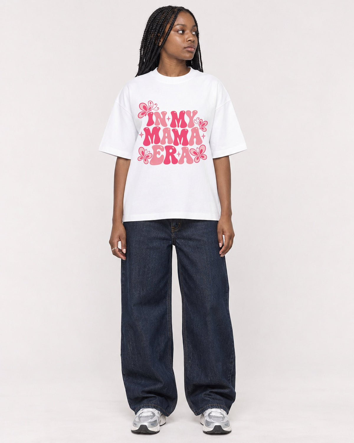 Mockup Boxy Heavyweight Tee White female full-body 04