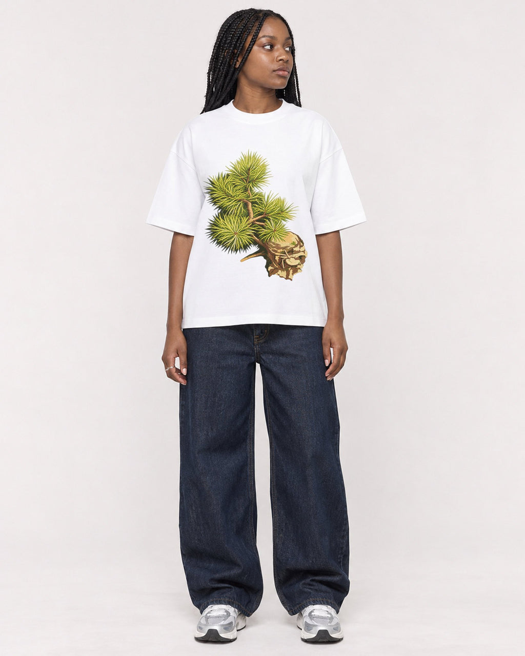 Mockup Boxy Heavyweight Tee White female full-body 04