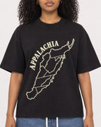 Mockup Boxy Heavyweight Tee Black female close-up 05