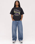 Mockup Boxy Heavyweight Tee Black female full-body 04