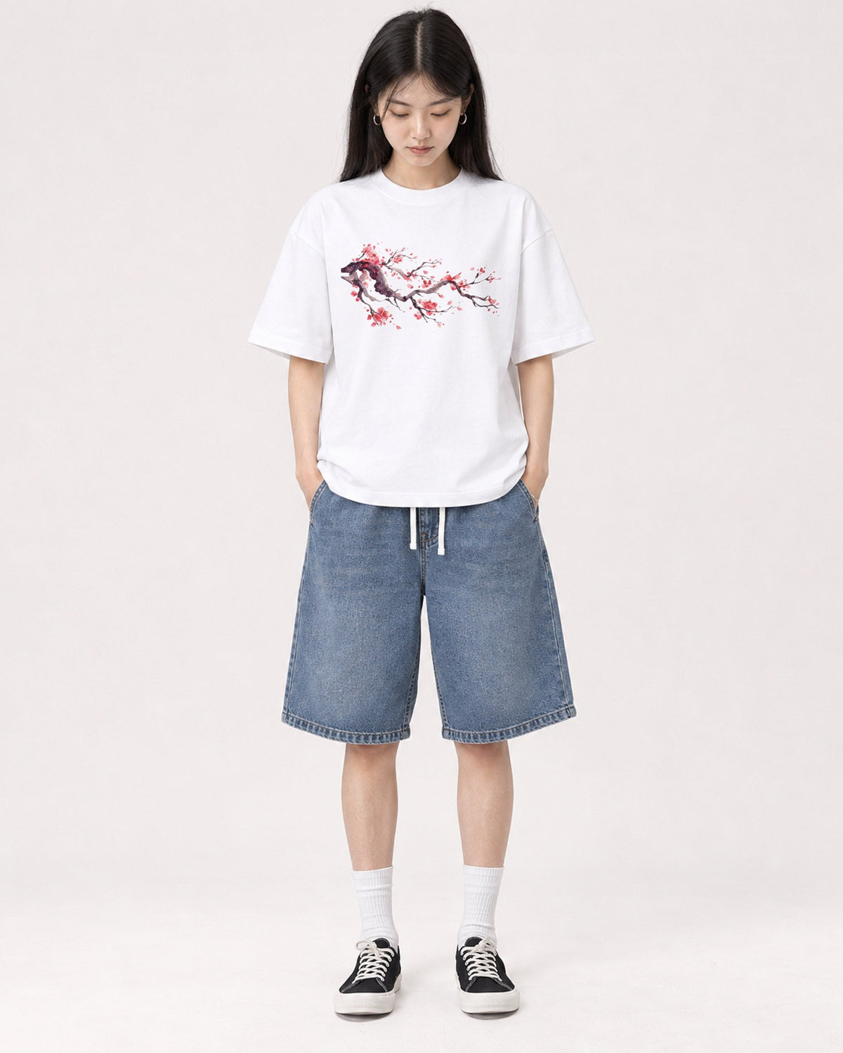 Mockup Boxy Heavyweight Tee White female full-body 01