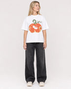 Mockup Boxy Heavyweight Tee White female full-body 08