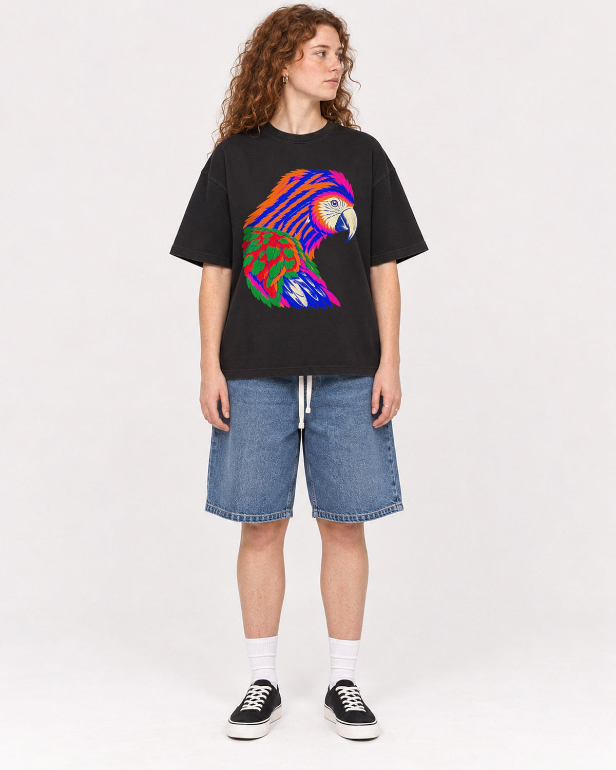 Mockup Boxy Heavyweight Tee Black female full-body 09