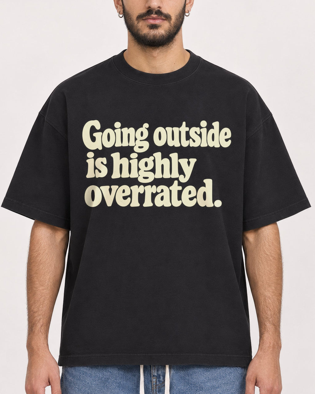 Mockup Boxy Heavyweight Tee Black male close-up 07