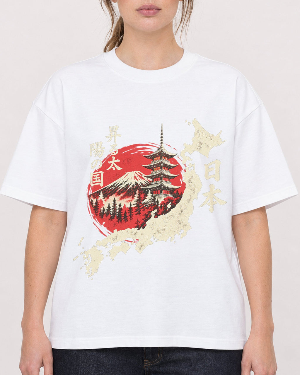 Mockup Boxy Heavyweight Tee White female close-up 29