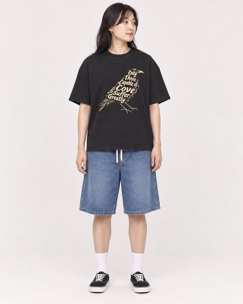 Mockup Boxy Heavyweight Tee Black female full-body 13