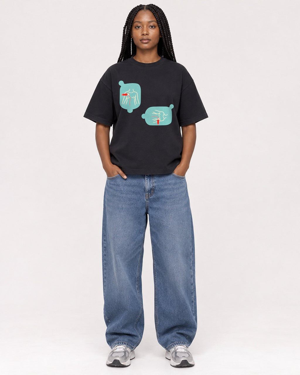 Mockup Boxy Heavyweight Tee Black female full-body 04