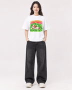 Mockup Boxy Heavyweight Tee White female full-body 03