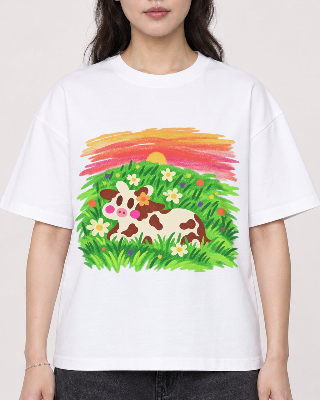 Mockup Boxy Heavyweight Tee White female close-up 03
