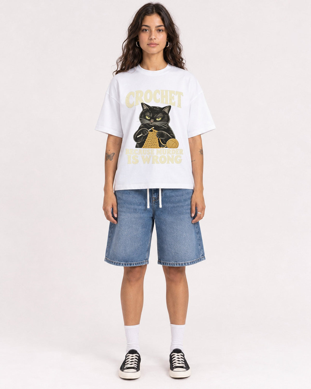 Mockup Boxy Heavyweight Tee White female full-body 06