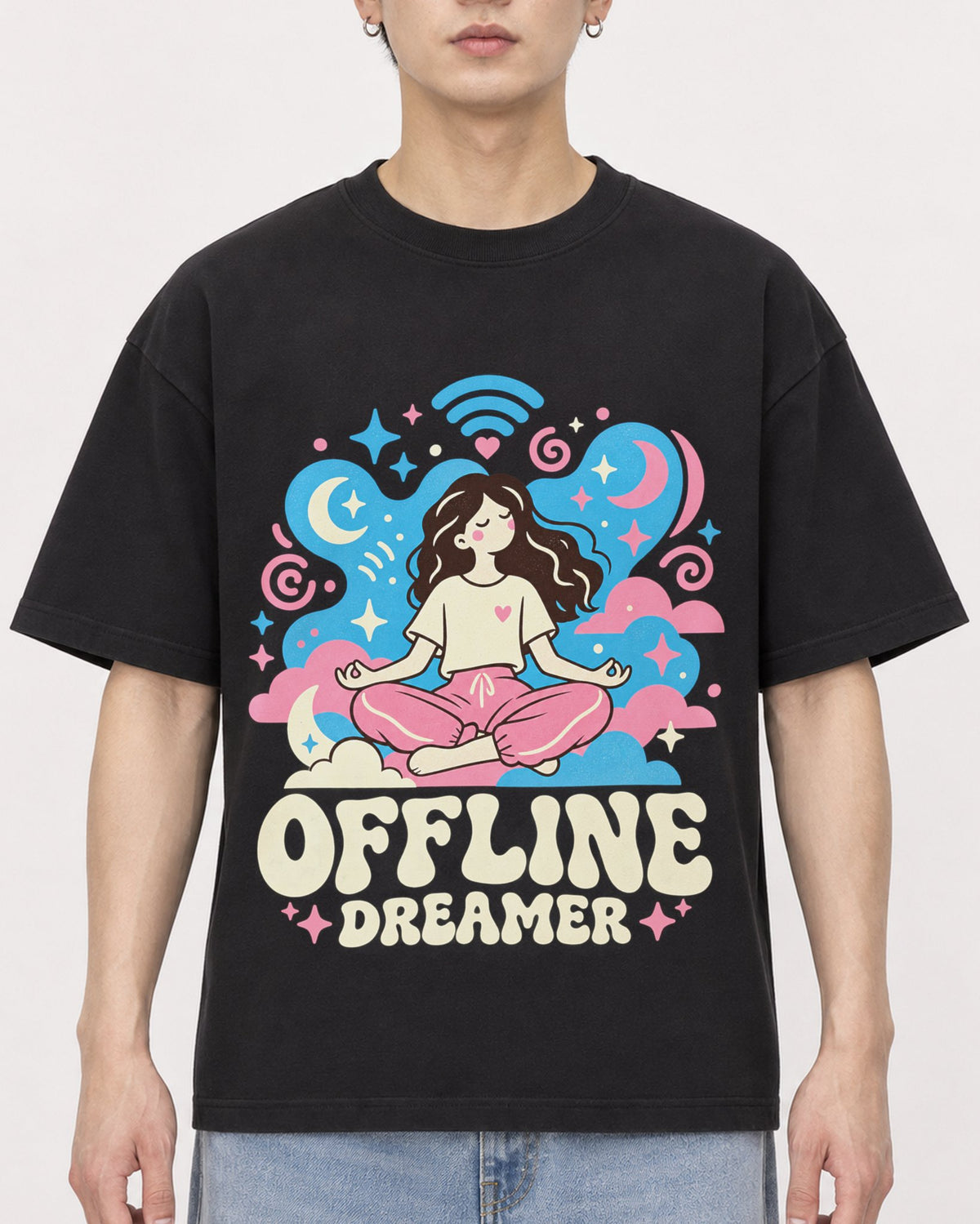 Mockup Boxy Heavyweight Tee Black male close-up 01