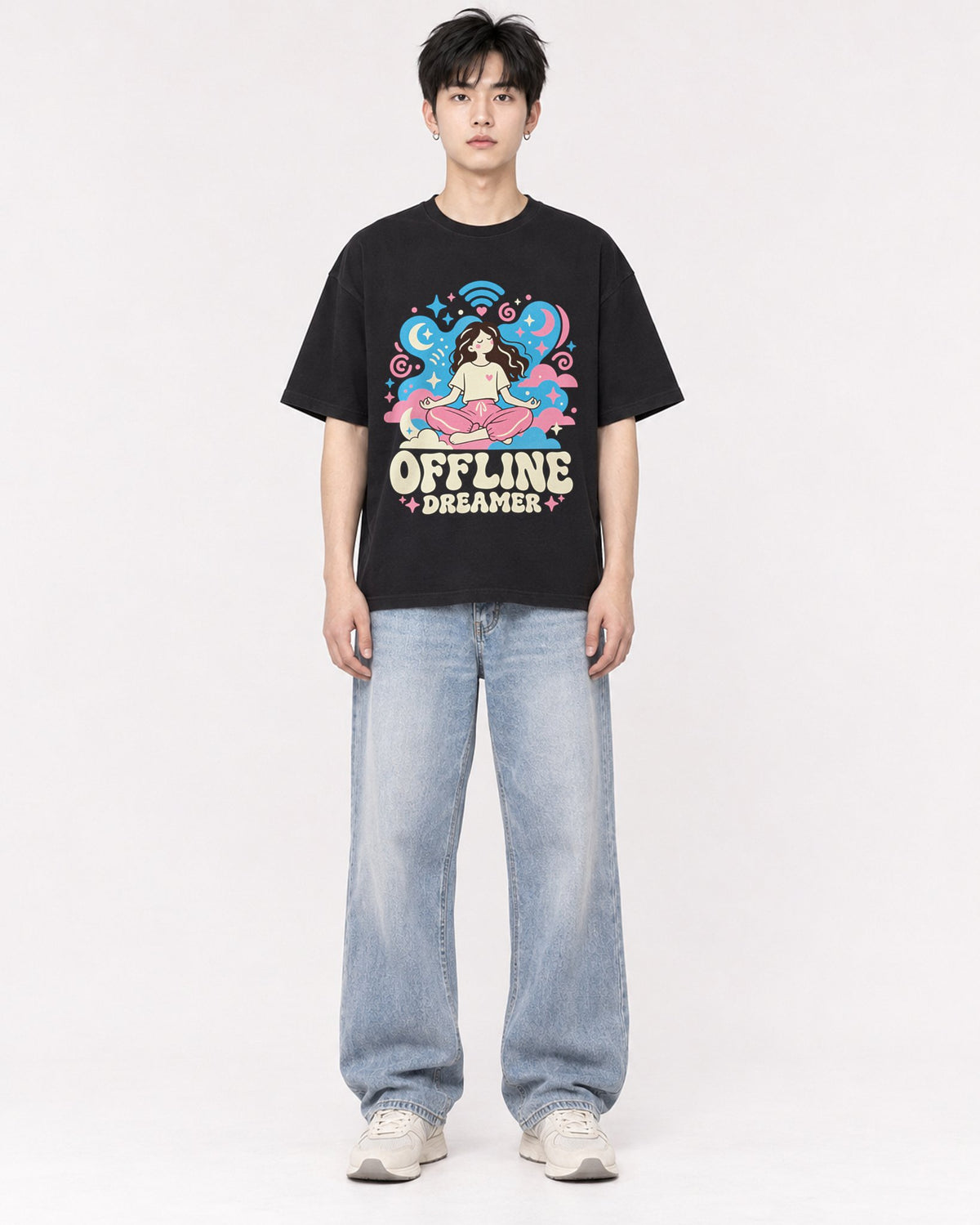 Mockup Boxy Heavyweight Tee Black male full-body 01