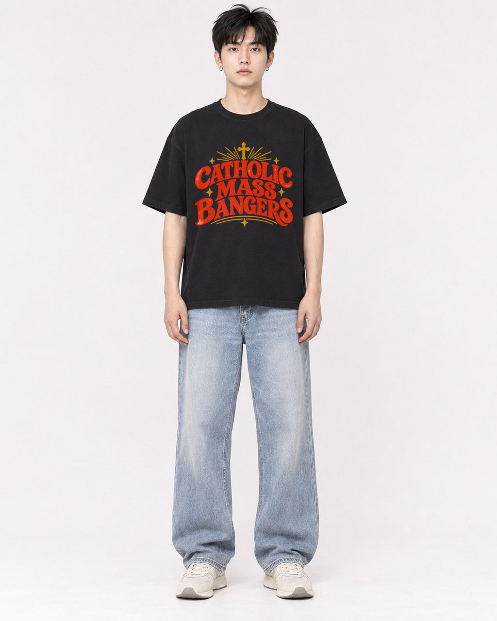 Mockup Boxy Heavyweight Tee Black male full-body 01