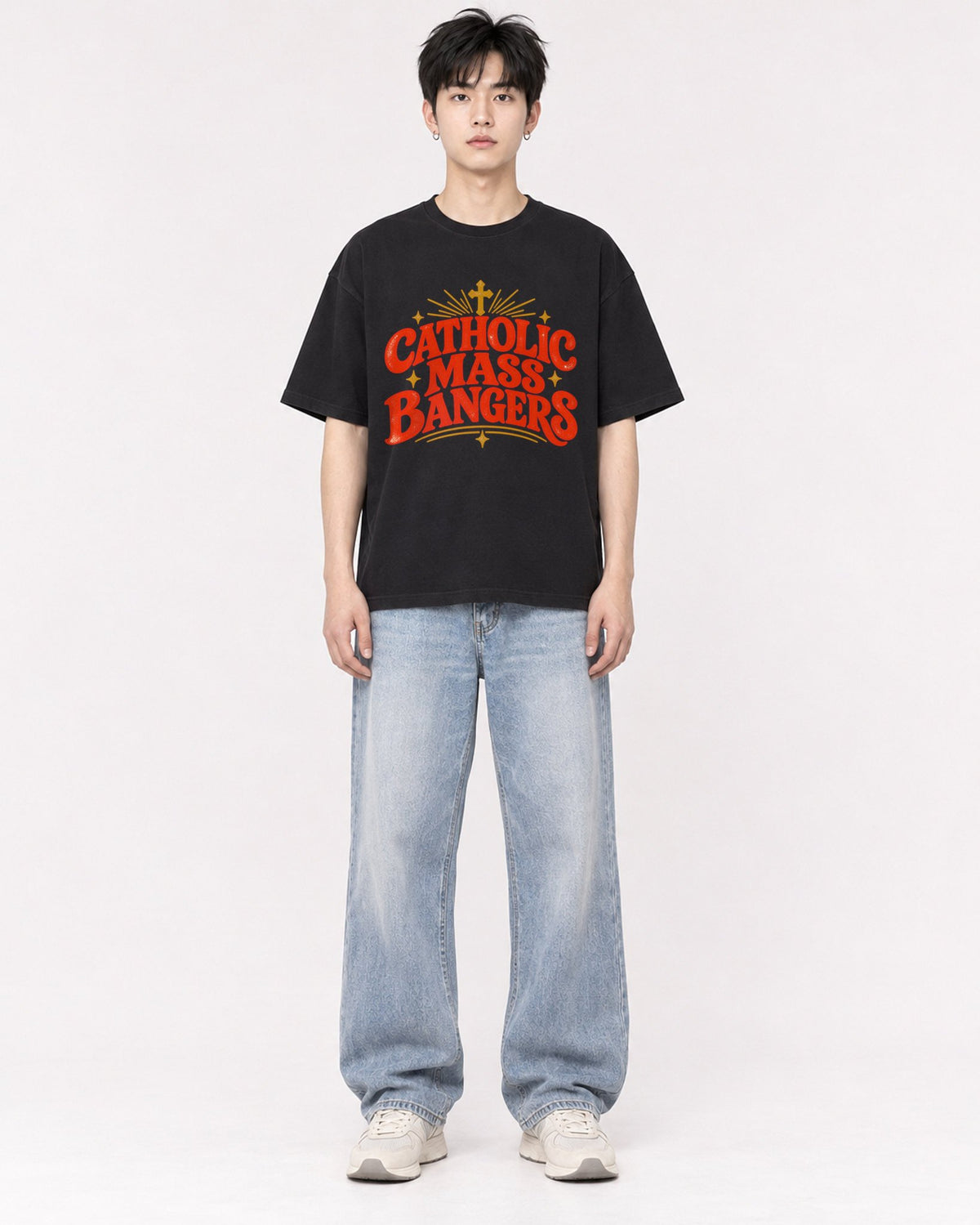 Mockup Boxy Heavyweight Tee Black male full-body 01