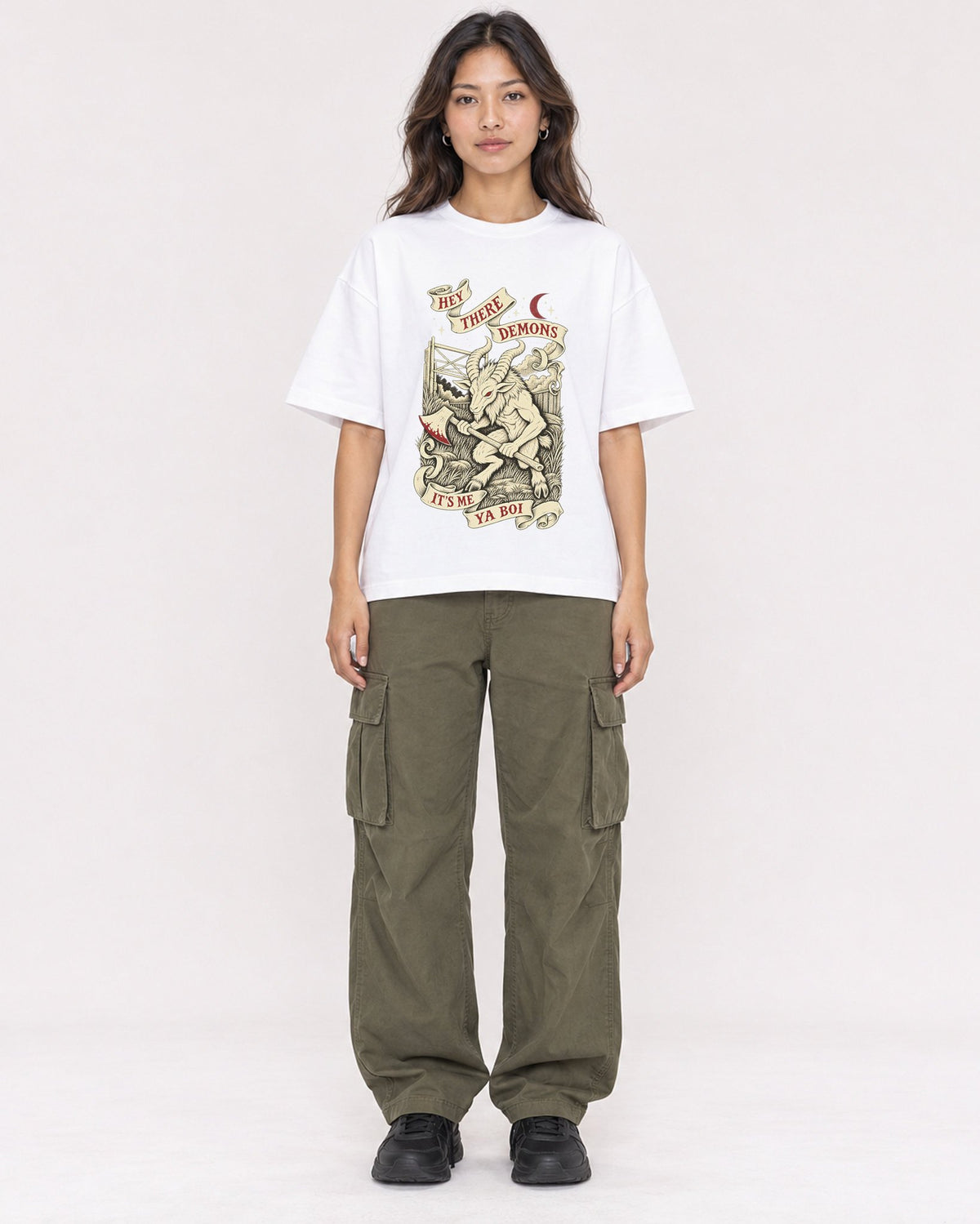 Mockup Boxy Heavyweight Tee White female full-body 02