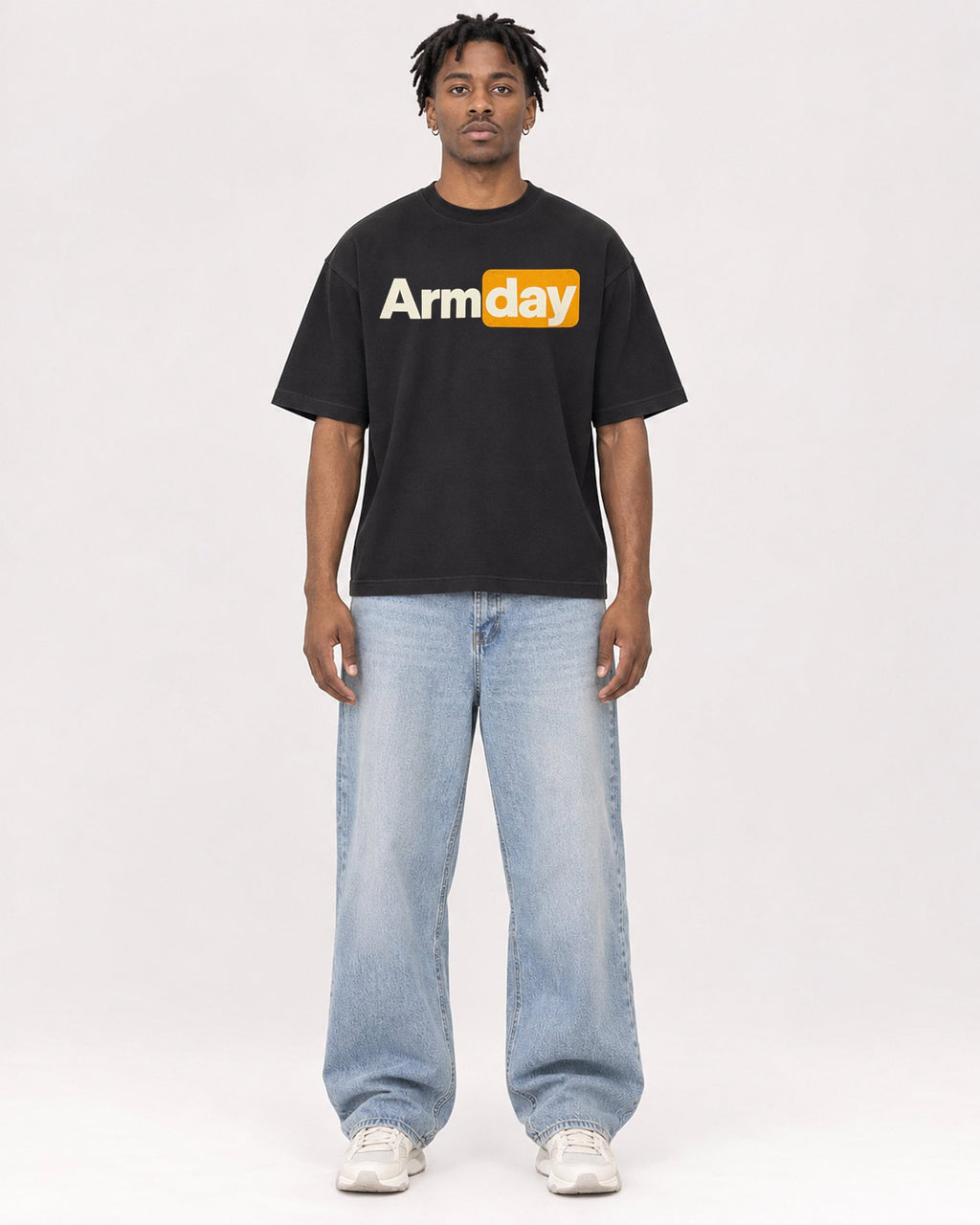 Mockup Boxy Heavyweight Tee Black male full-body 05
