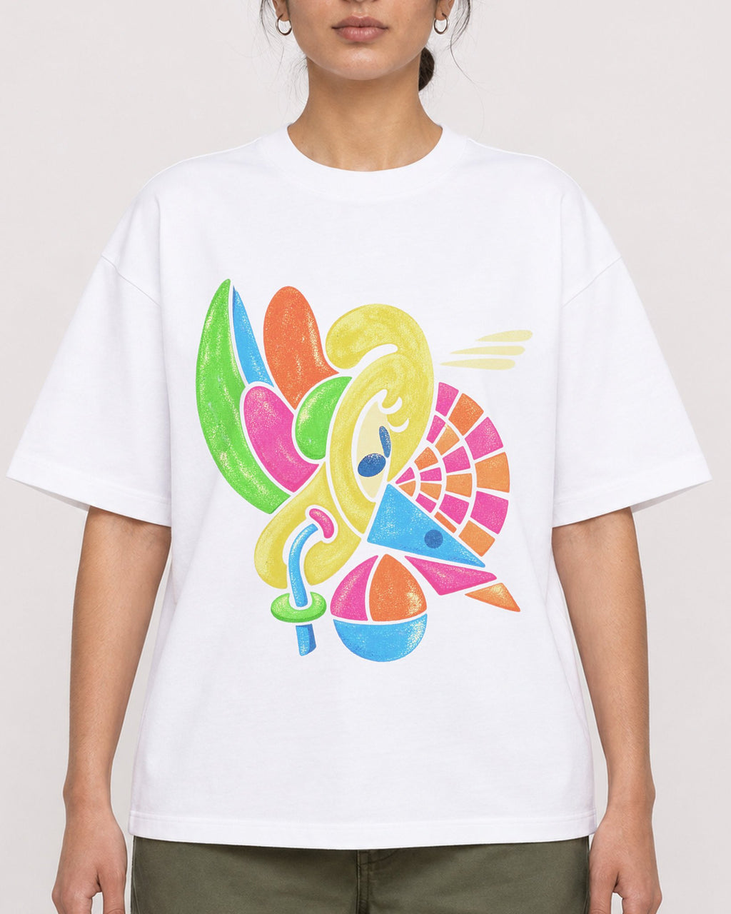 Mockup Boxy Heavyweight Tee White female close-up 17