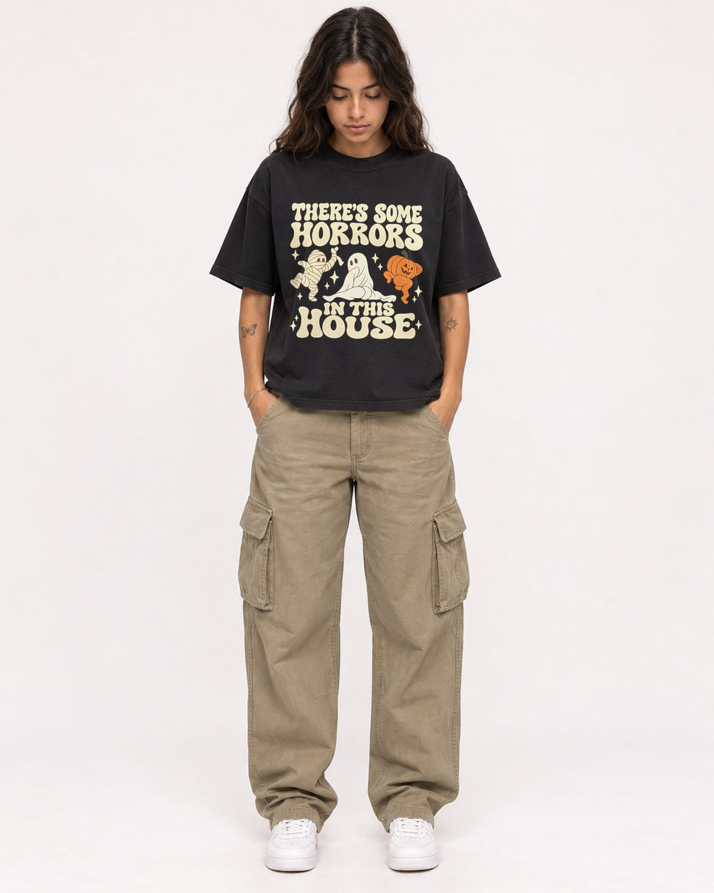Mockup Boxy Heavyweight Tee Black female full-body 06