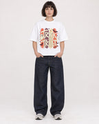Mockup Boxy Heavyweight Tee White female full-body 39