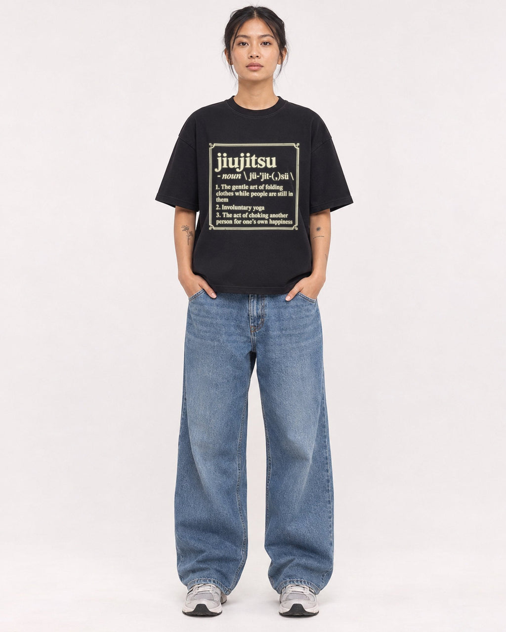 Mockup Boxy Heavyweight Tee Black female full-body 12