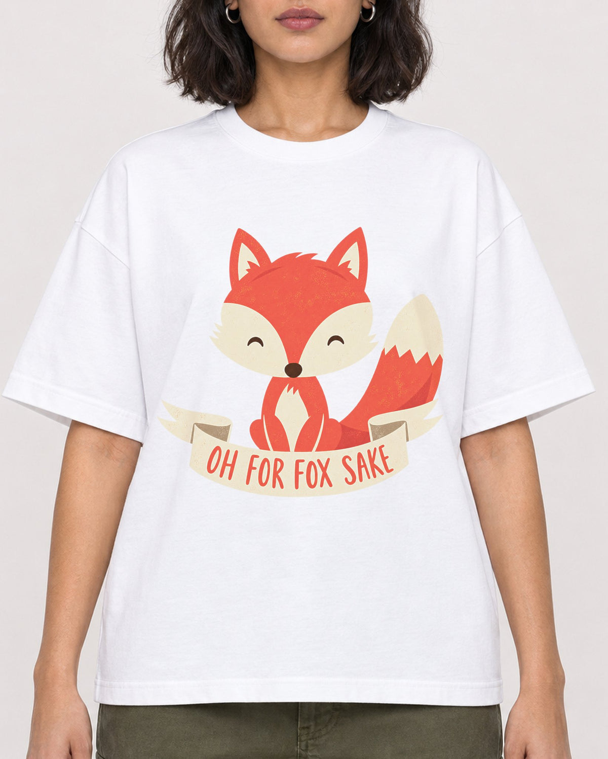 Mockup Boxy Heavyweight Tee White female close-up 37
