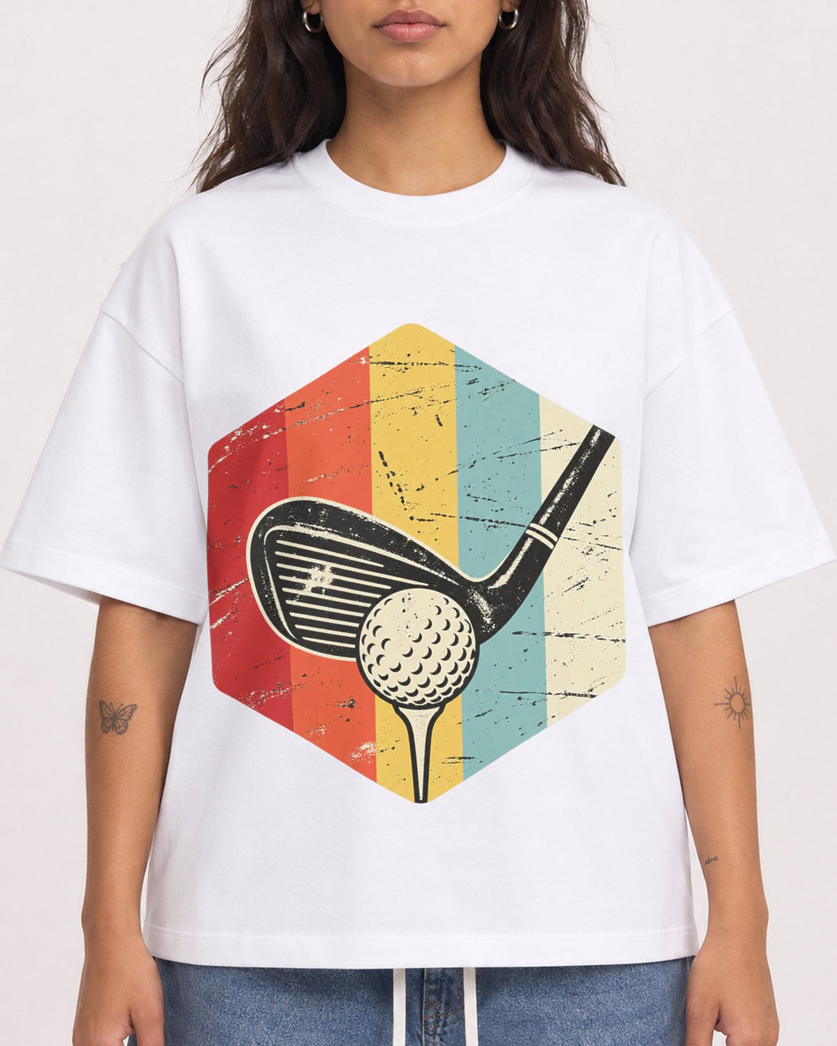 Mockup Boxy Heavyweight Tee White female close-up 06