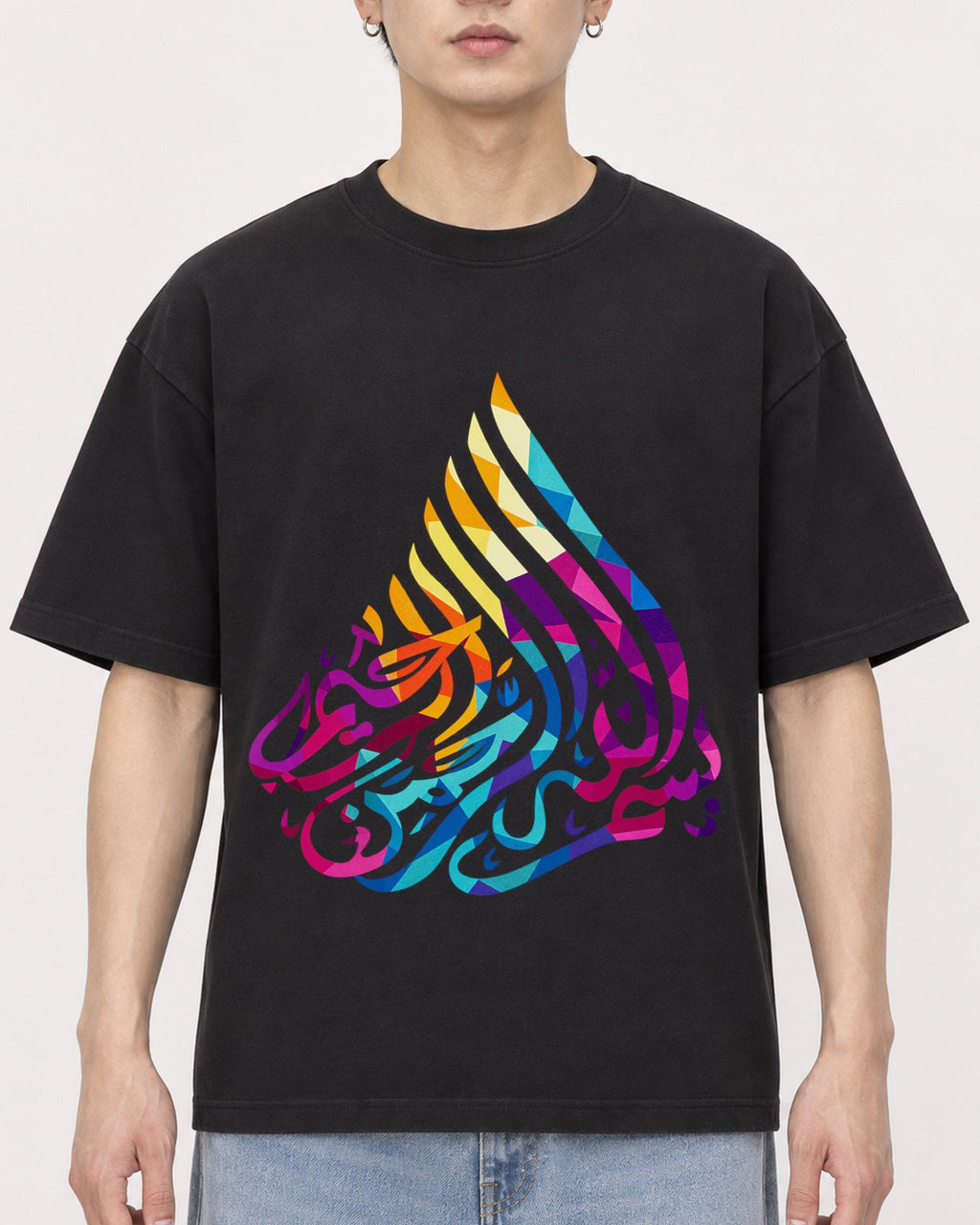 Mockup Boxy Heavyweight Tee Black male close-up 01