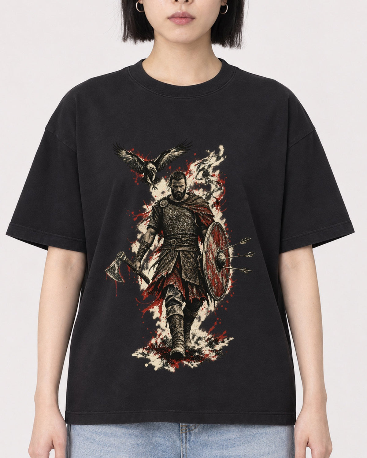 Mockup Boxy Heavyweight Tee Black female close-up 11