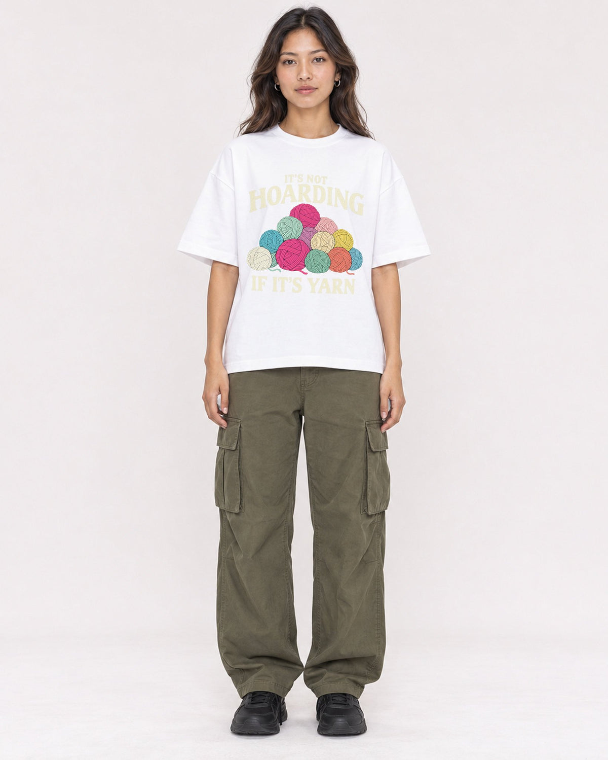 Mockup Boxy Heavyweight Tee White female full-body 02