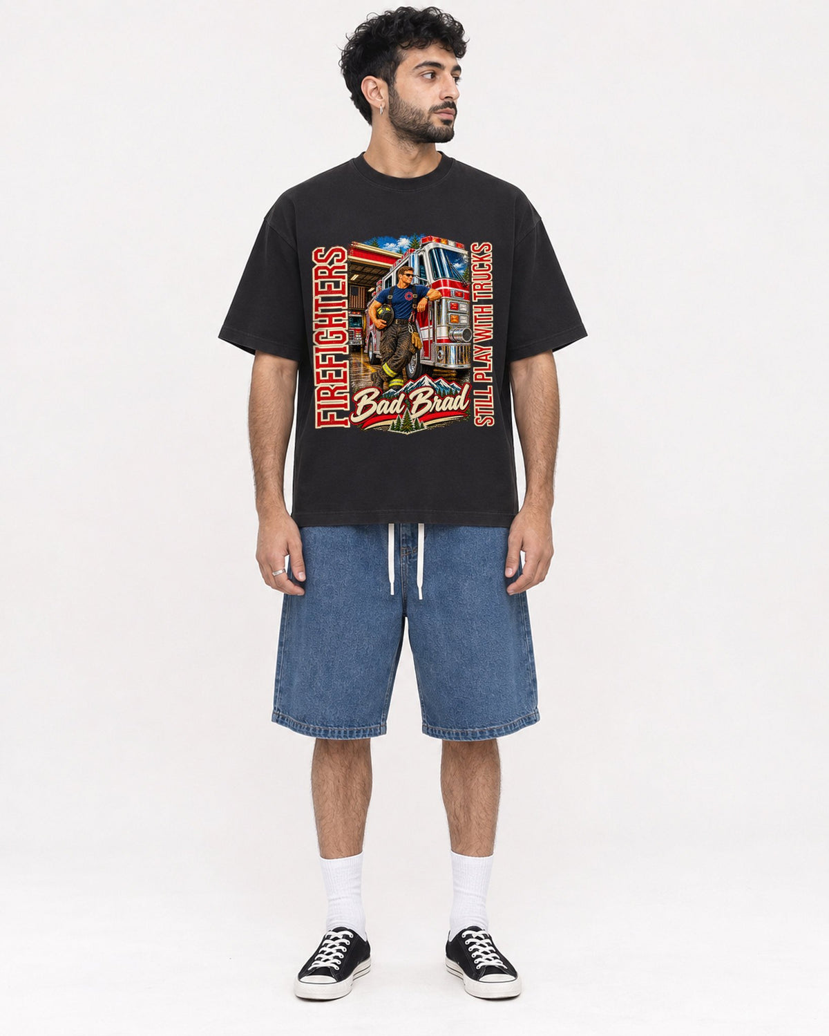 Mockup Boxy Heavyweight Tee Black male full-body 07