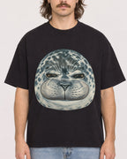 Mockup Boxy Heavyweight Tee Black male close-up 49
