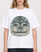 Mockup Boxy Heavyweight Tee White female close-up 49
