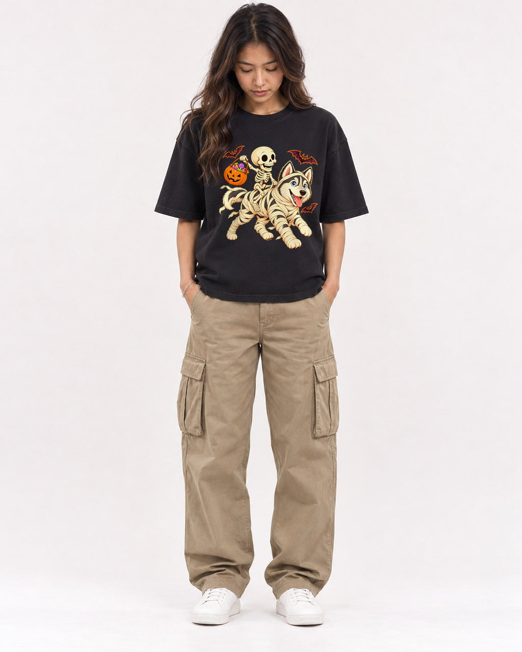 Mockup Boxy Heavyweight Tee Black female full-body 02