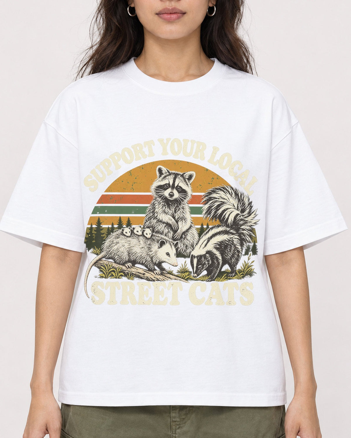 Mockup Boxy Heavyweight Tee White female close-up 02