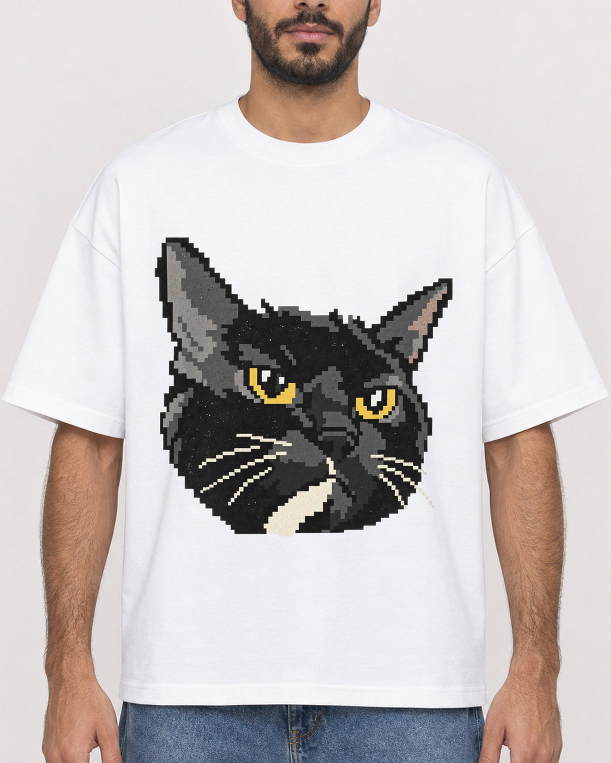 Mockup Boxy Heavyweight Tee White male close-up 07