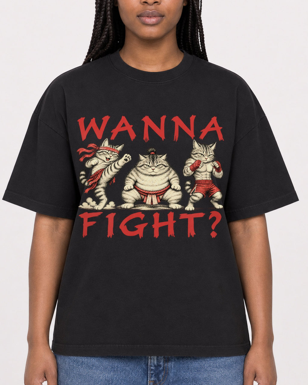 Mockup Boxy Heavyweight Tee Black female close-up 04