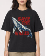 Mockup Boxy Heavyweight Tee Black female close-up 02