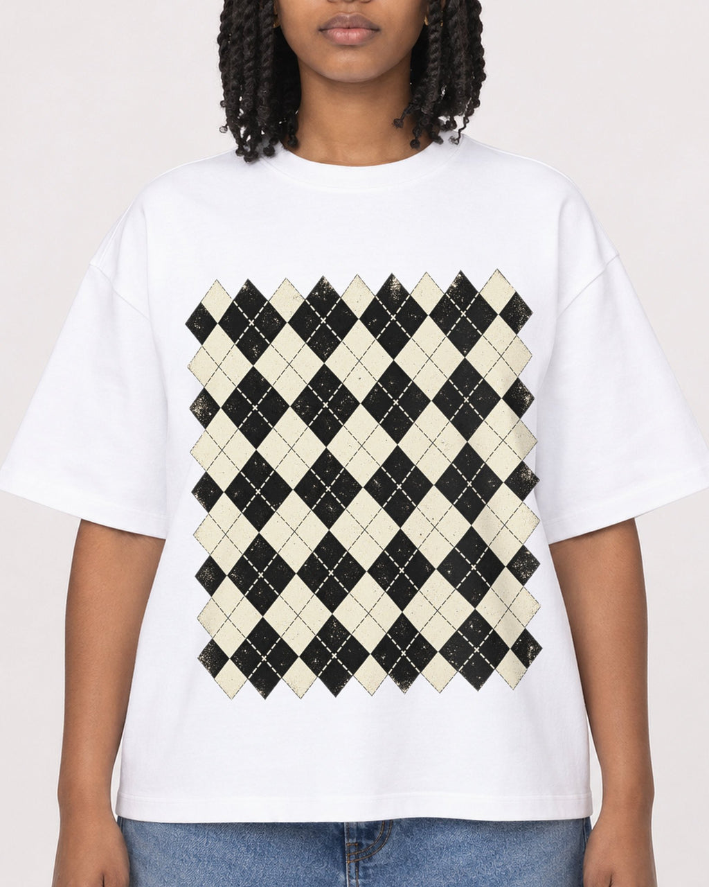 Mockup Boxy Heavyweight Tee White female close-up 15