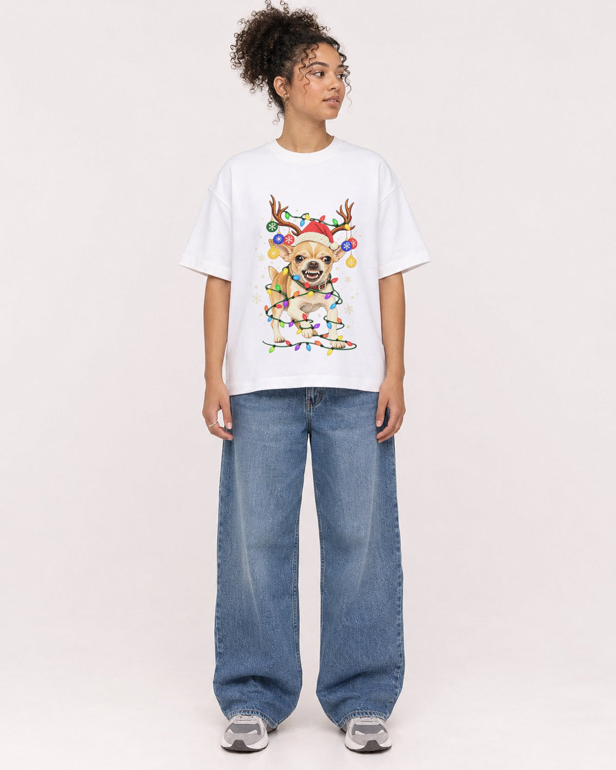 Mockup Boxy Heavyweight Tee White female full-body 20