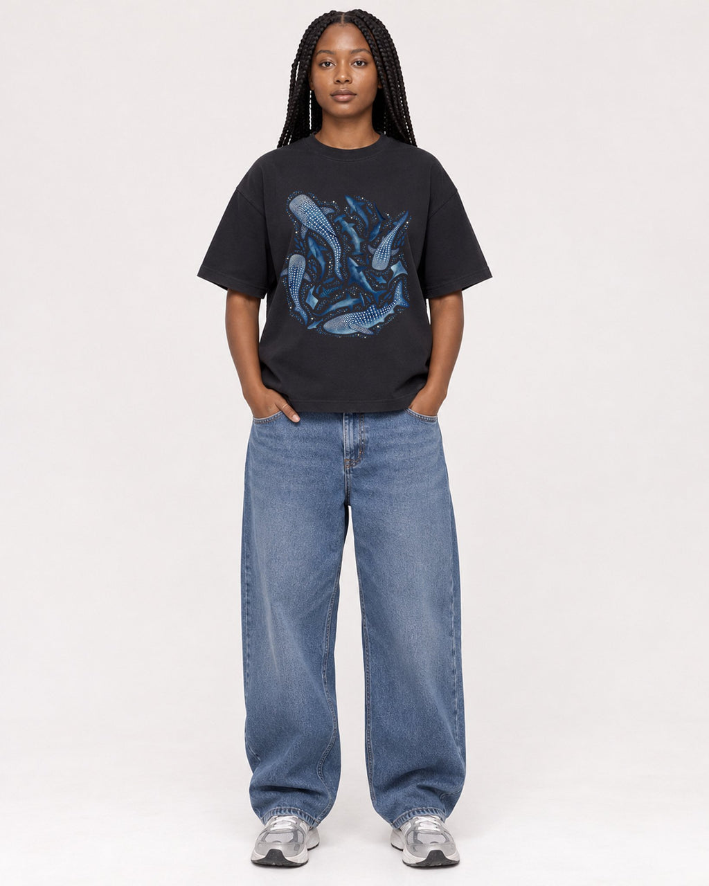 Mockup Boxy Heavyweight Tee Black female full-body 04