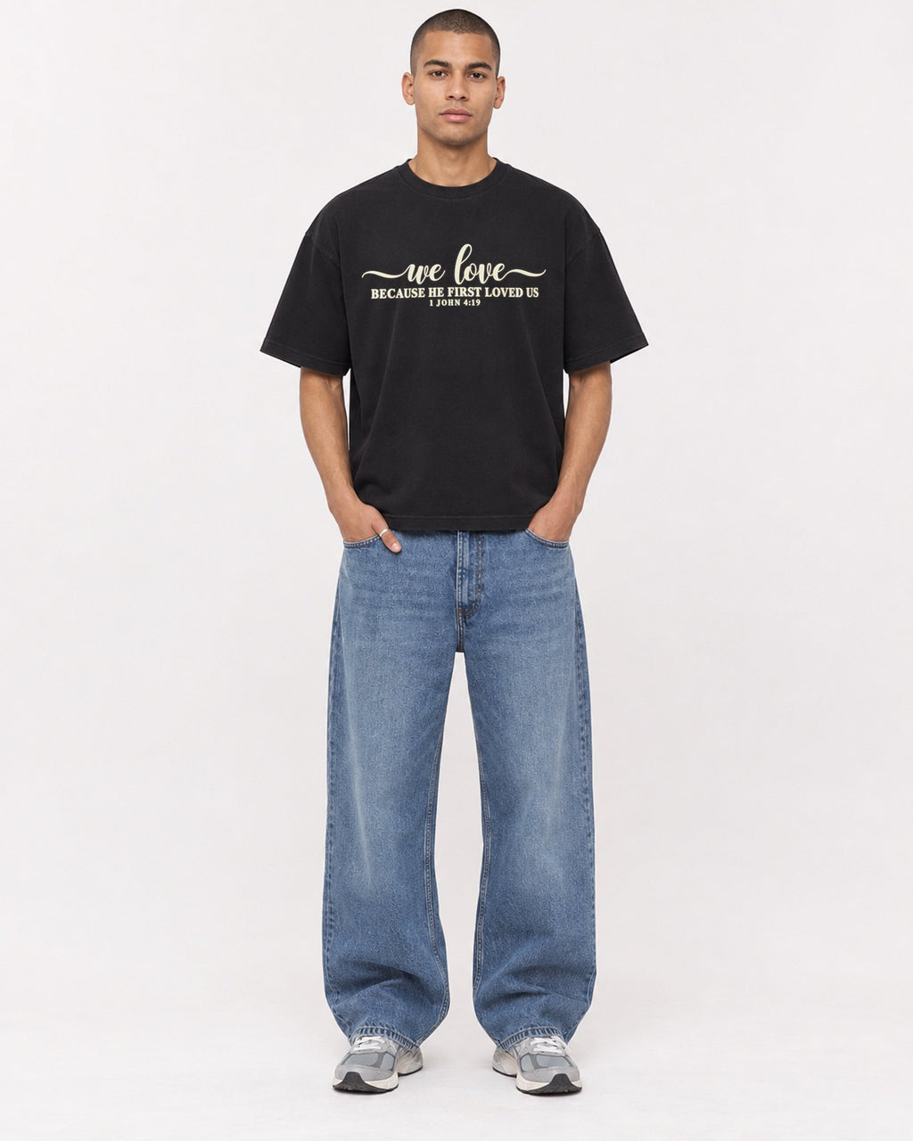 Mockup Boxy Heavyweight Tee Black male full-body 50