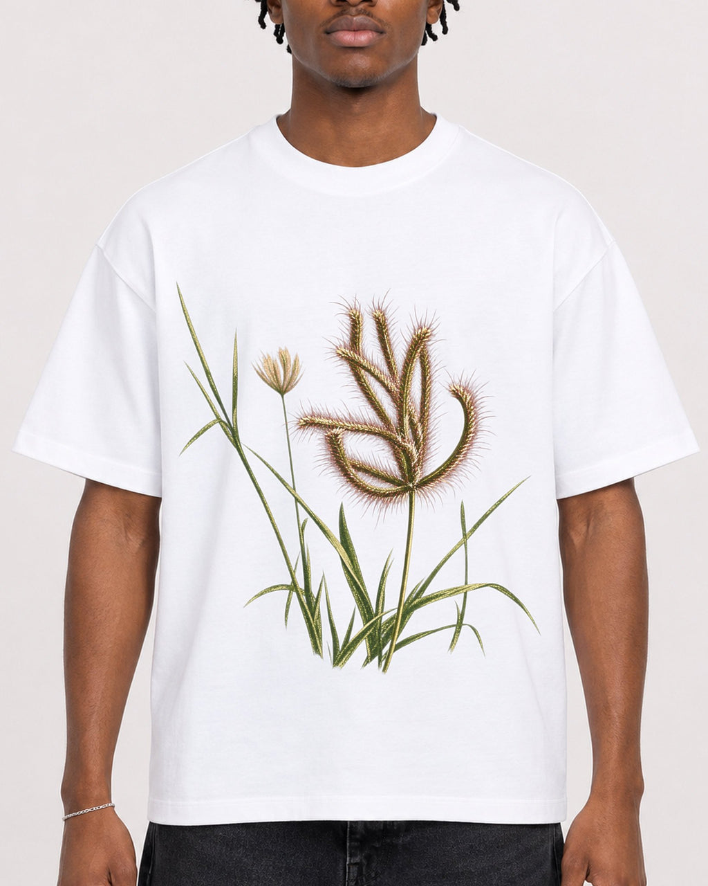 Mockup Boxy Heavyweight Tee White male close-up 05