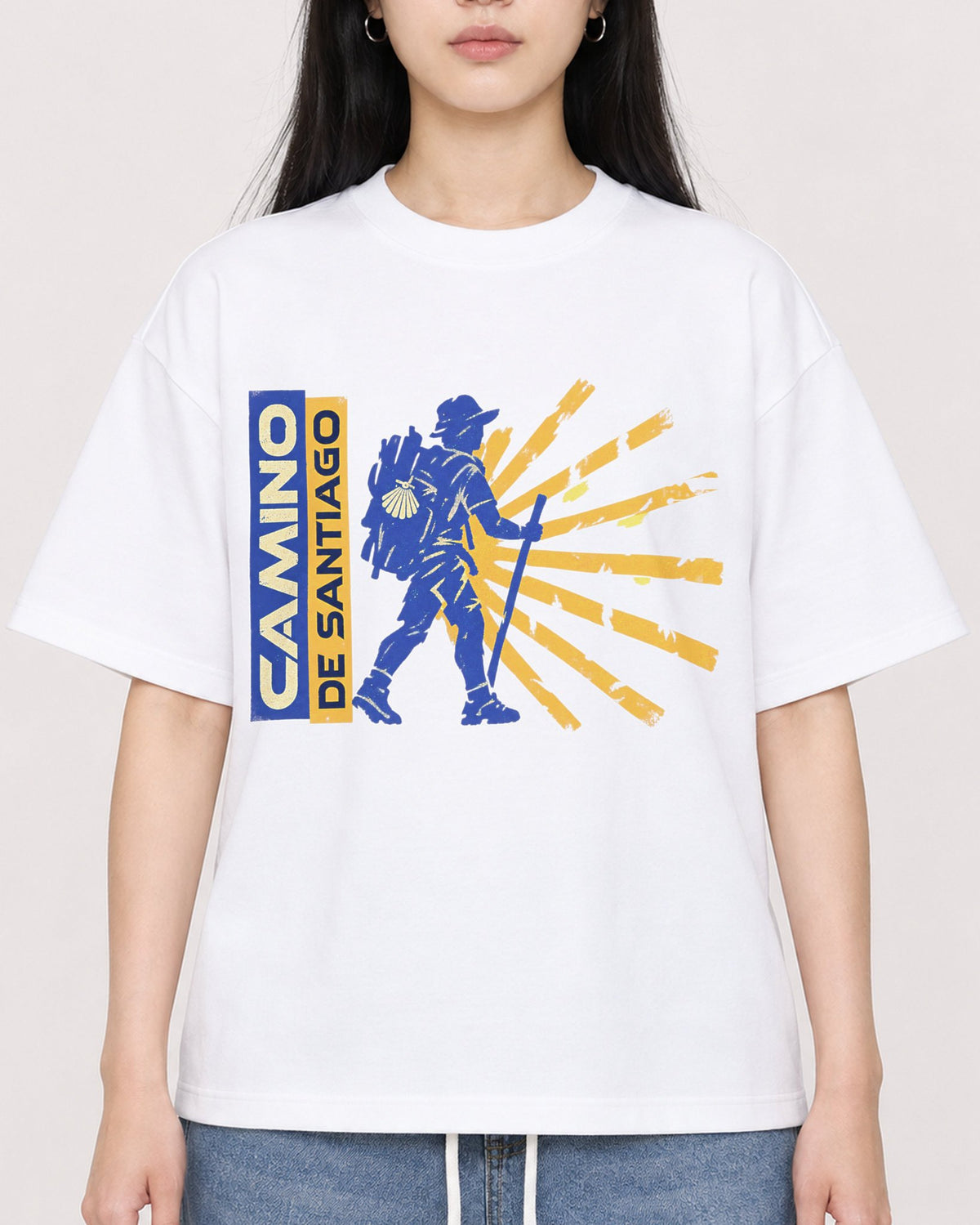 Mockup Boxy Heavyweight Tee White female close-up 01