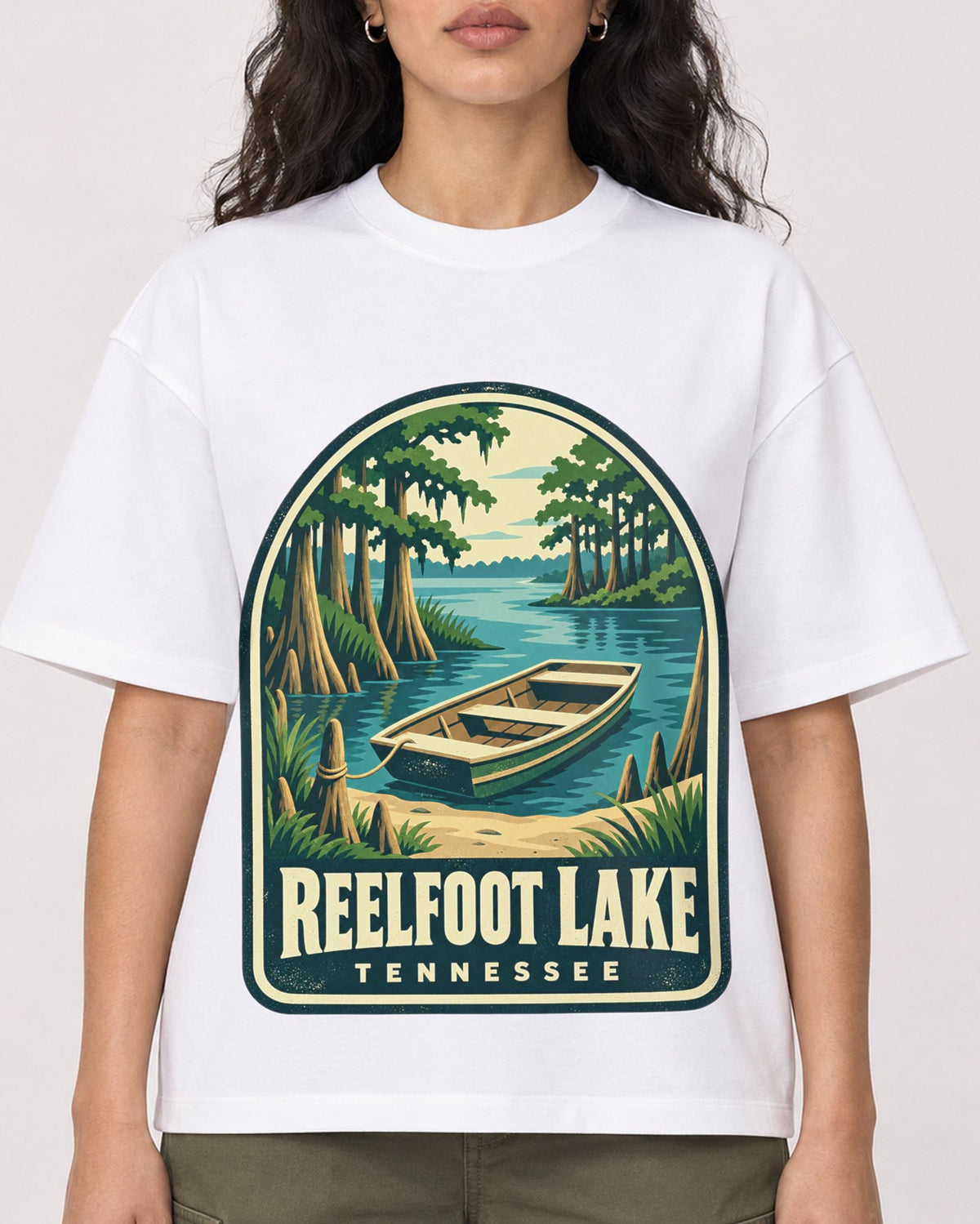 Mockup Boxy Heavyweight Tee White female close-up 07