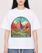Mockup Boxy Heavyweight Tee White female close-up 01