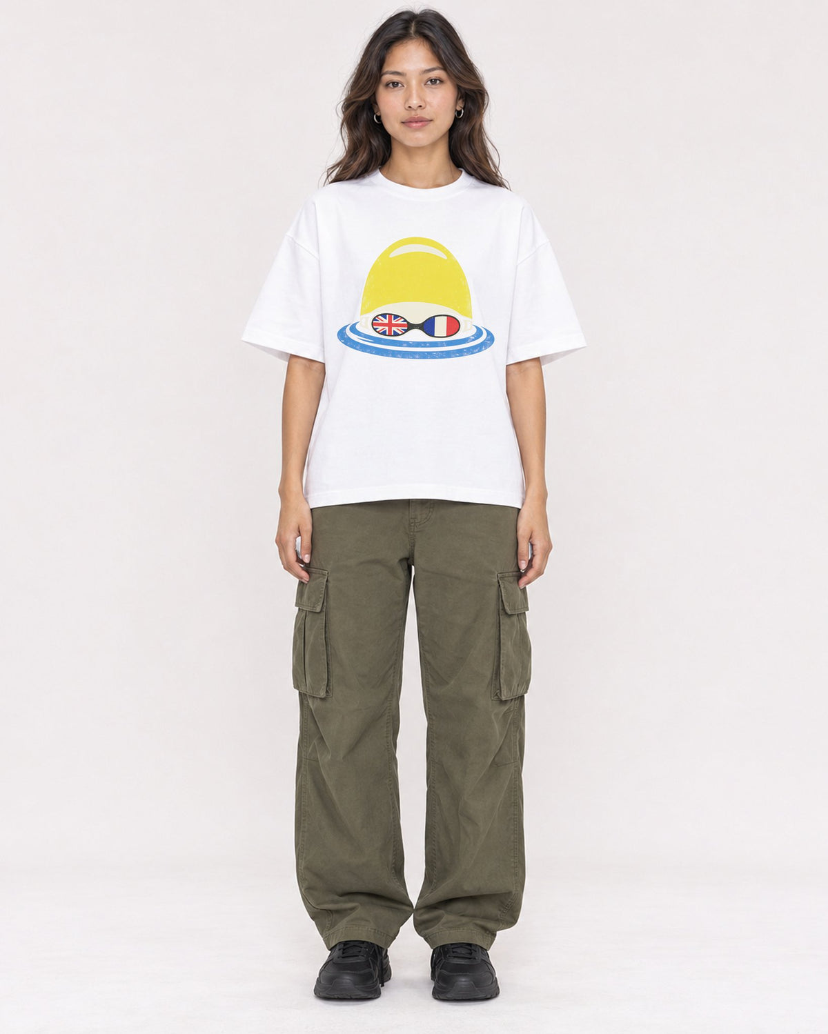 Mockup Boxy Heavyweight Tee White female full-body 02