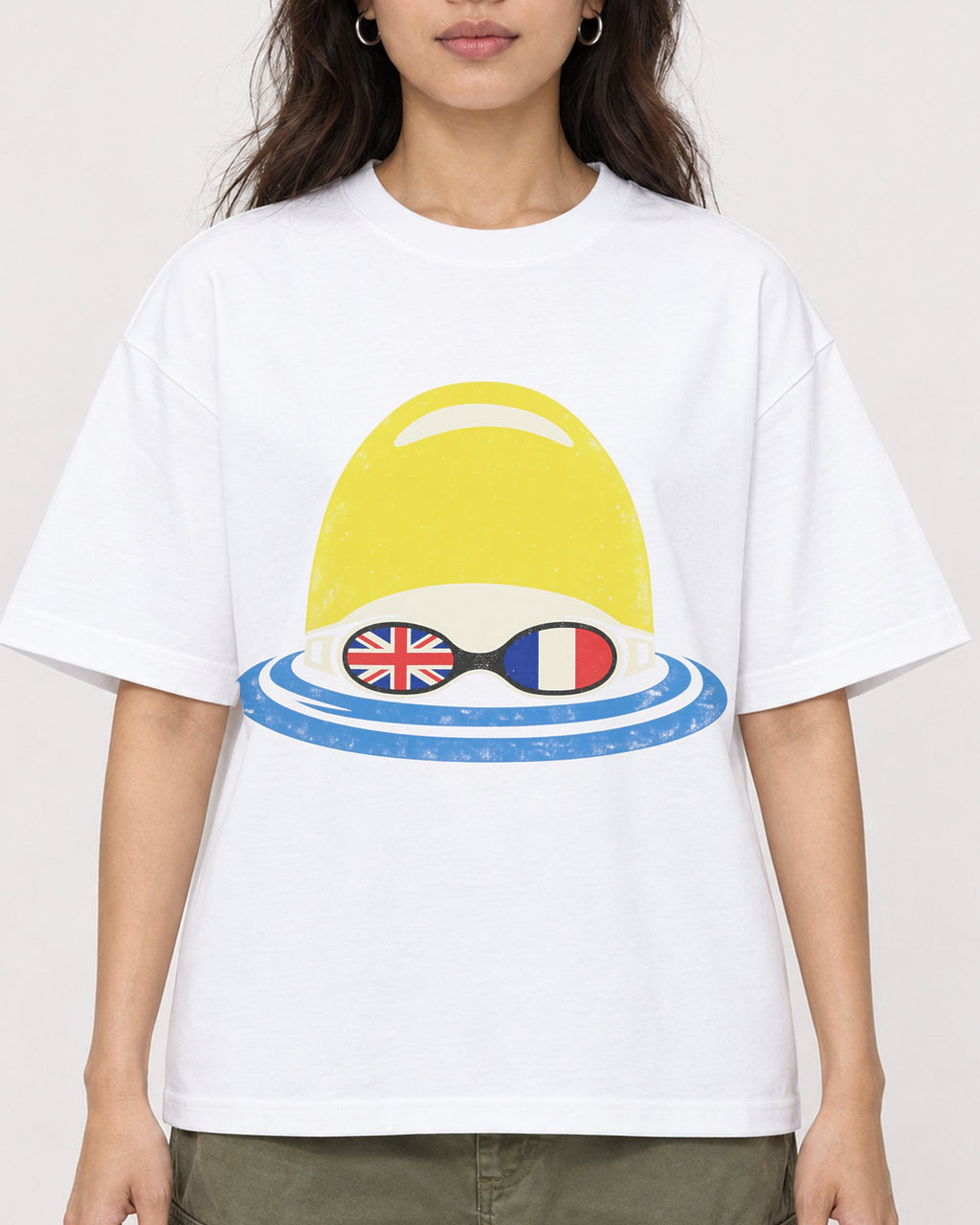 Mockup Boxy Heavyweight Tee White female close-up 02