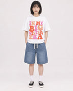 Mockup Boxy Heavyweight Tee White female full-body 11