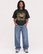 Mockup Boxy Heavyweight Tee Black female full-body 24
